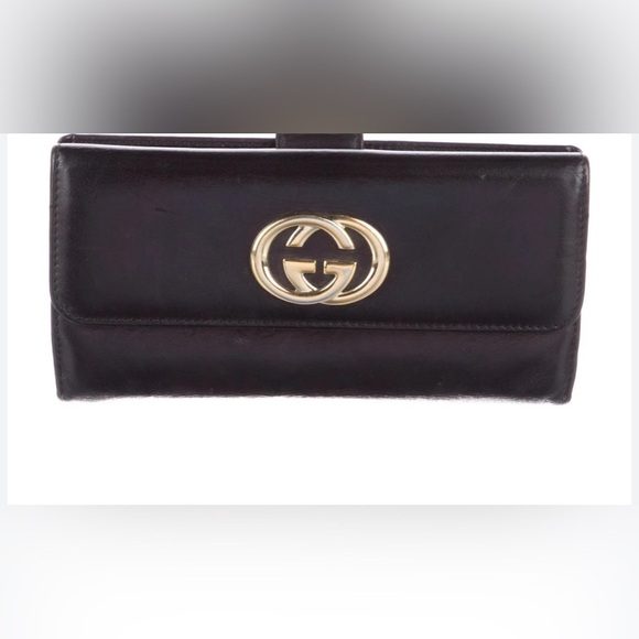 GUCCI
Calfskin Interlocking G French Wallet Black - Picture 2 of 10